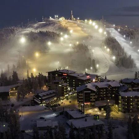 Arctic Zone فندق