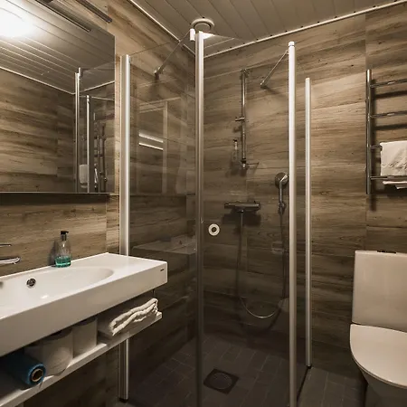 Arctic Zone Hotelli 3*