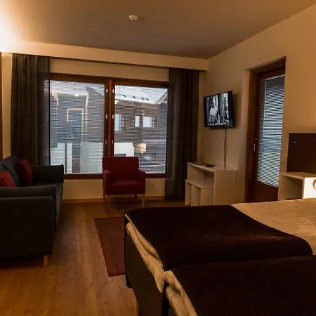 Arctic Zone 酒店 鲁卡